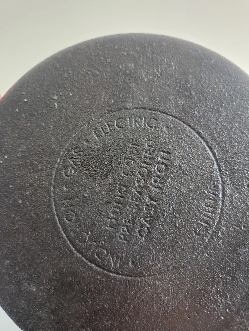 Winco FireIron 6-Inch Pre-Seasoned Cast Iron Skillet – Induction Ready